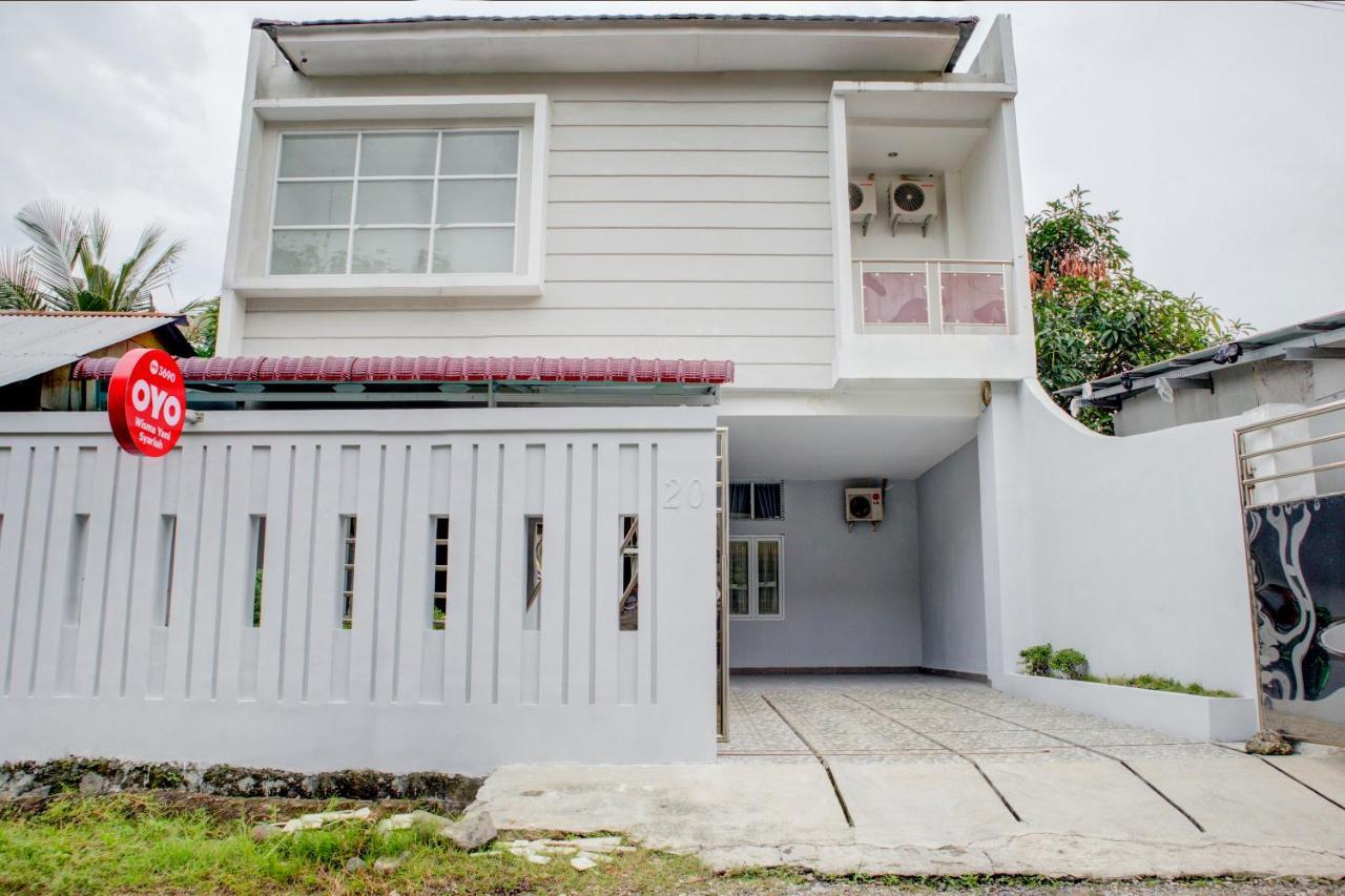 Oyo 3690 Wisma Yani Syariah Padang  Extérieur photo