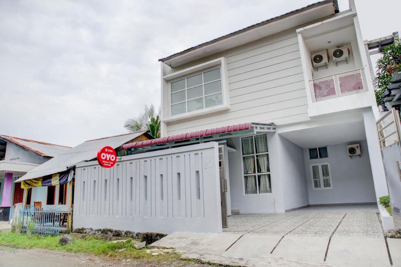 Oyo 3690 Wisma Yani Syariah Padang  Extérieur photo