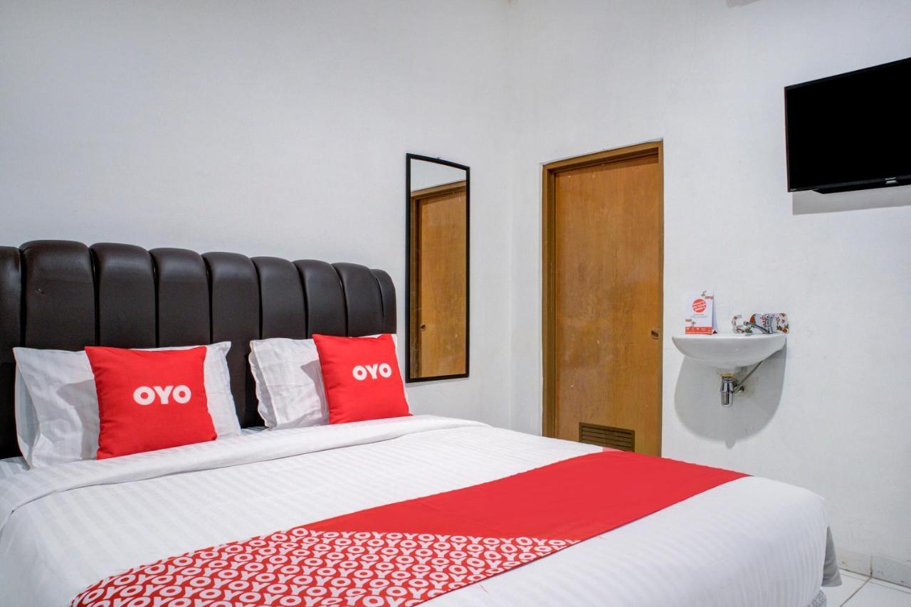 Oyo 3690 Wisma Yani Syariah Padang  Extérieur photo