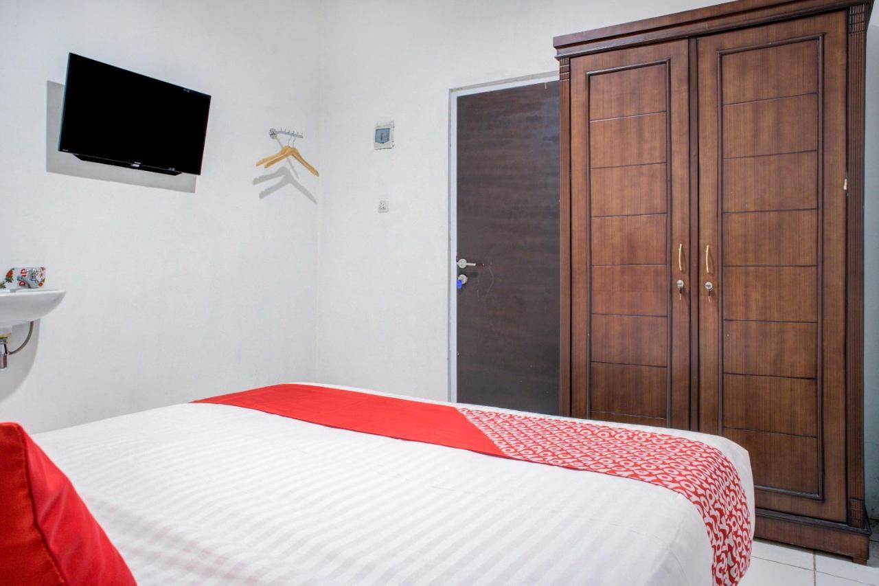 Oyo 3690 Wisma Yani Syariah Padang  Extérieur photo